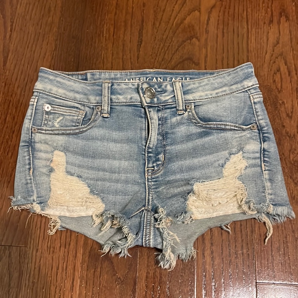 Cute and comfy Jean shorts with patterns for the pockets